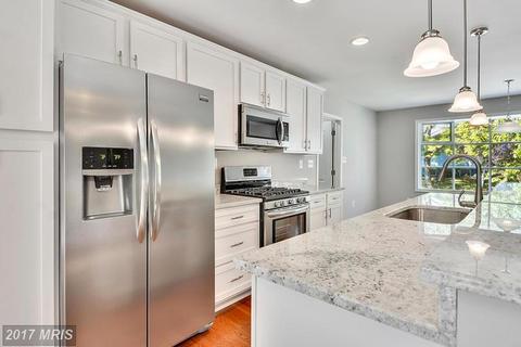 131 Homeland Ave S