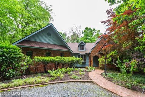 2809 Clove Ln