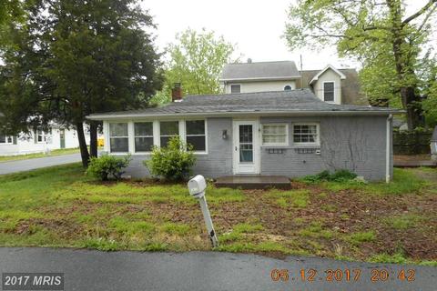 44 Pleasant St