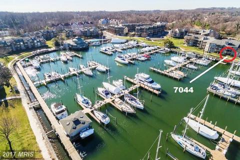 2129 Beach Village Ct #101