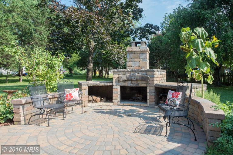 106 Green Spring Dr