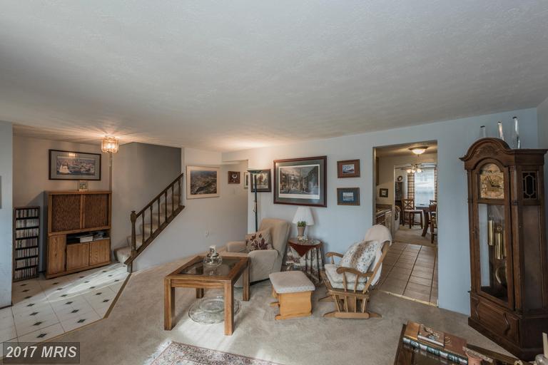 1140 Riverview Dr