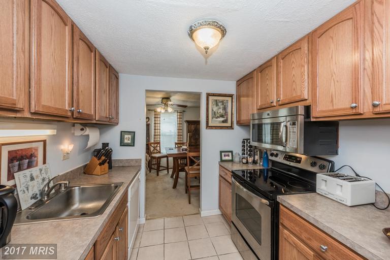 1140 Riverview Dr