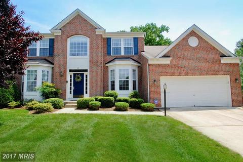 1084 Crestview Dr