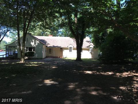 1330 Bay Head Rd