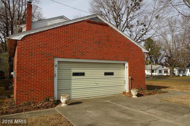 902 Hudson Rd