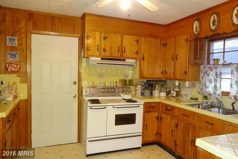 902 Hudson Rd