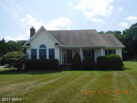 24135 Carrlyn Dr
