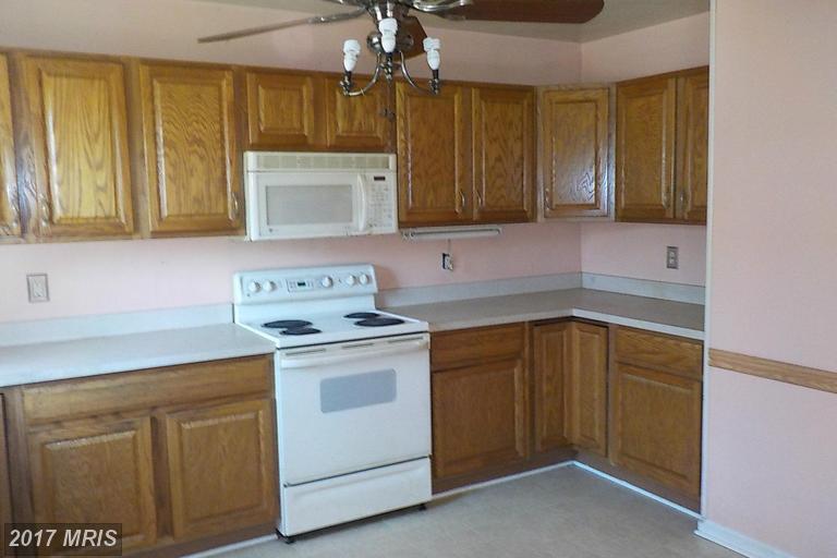 312 Lloyd Cir