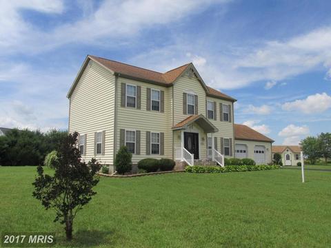 106 Oak St