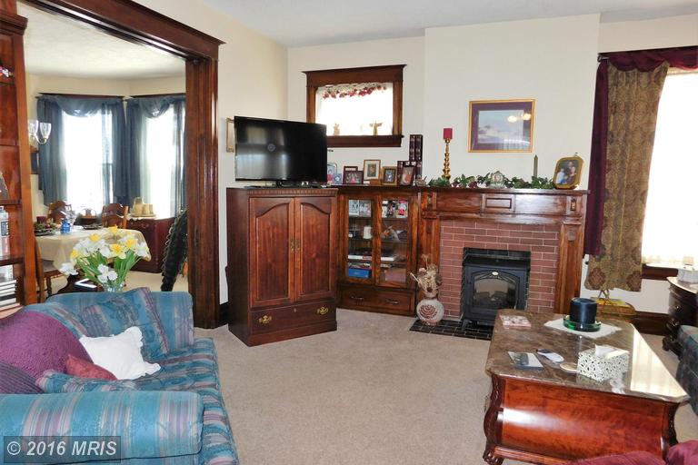 528 Summit Ave, Hagerstown MD 21740