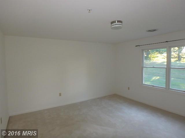 168 Chantilly Ct