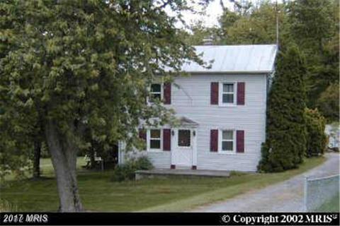 18 Main St
