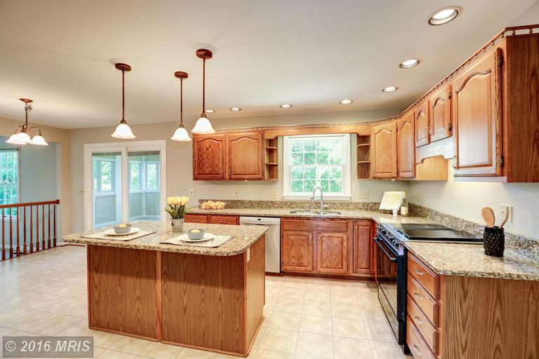 For Sale: 7323 Coventry Dr Middletown, MD 21769