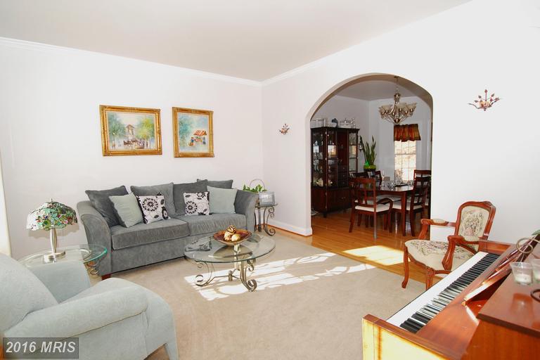 6524 Carrie Lynn Ct