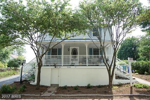 2404 Doubs Ct