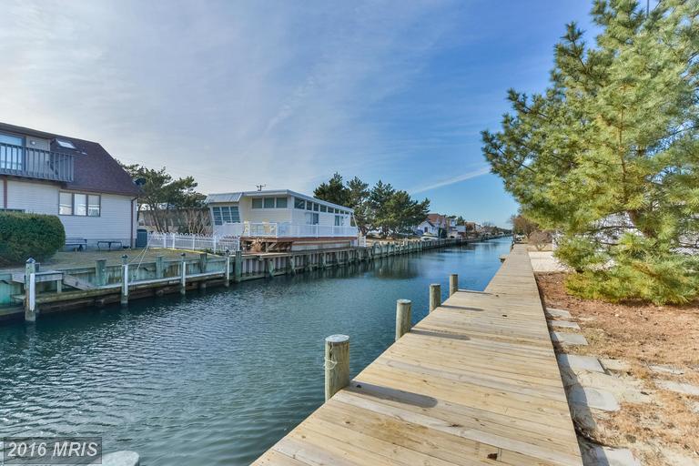 86 Comanche Cir