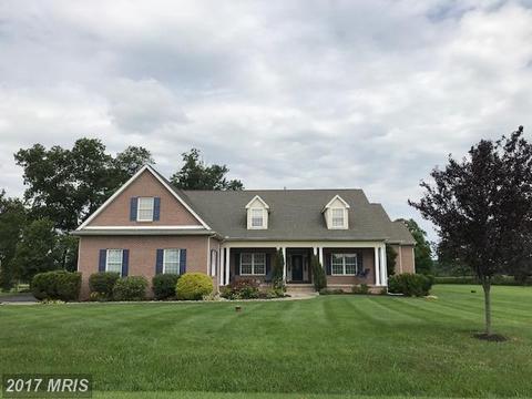 866 Warburton Rd