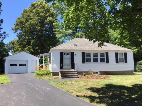 32 Hall Ct