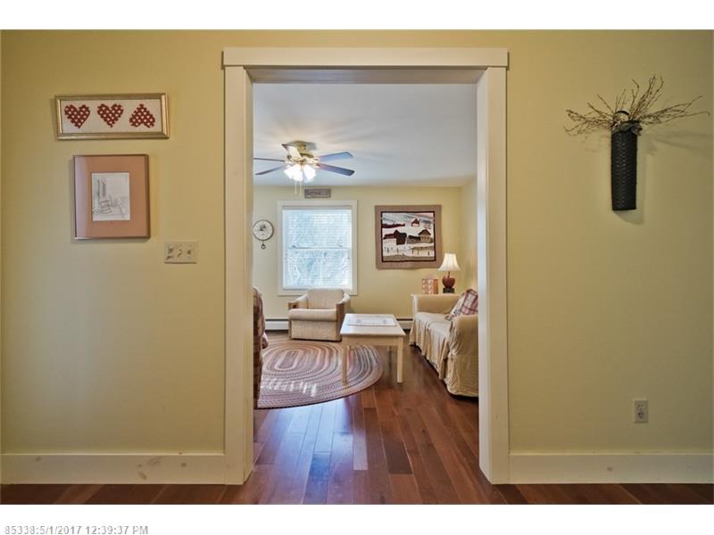 69 Rocky Point Rd