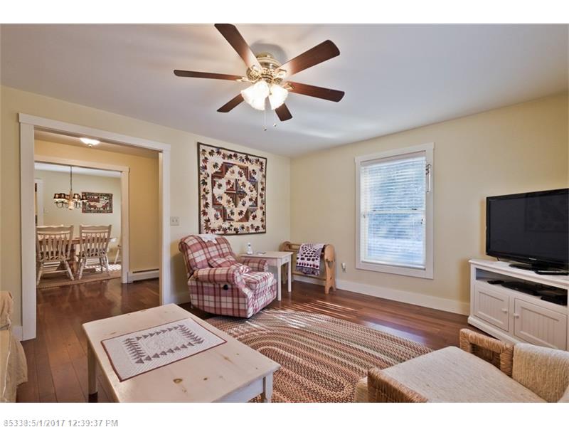 69 Rocky Point Rd