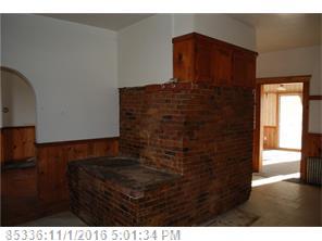 976 Hallowell