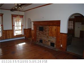 976 Hallowell