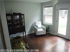 9 Thomas Ave