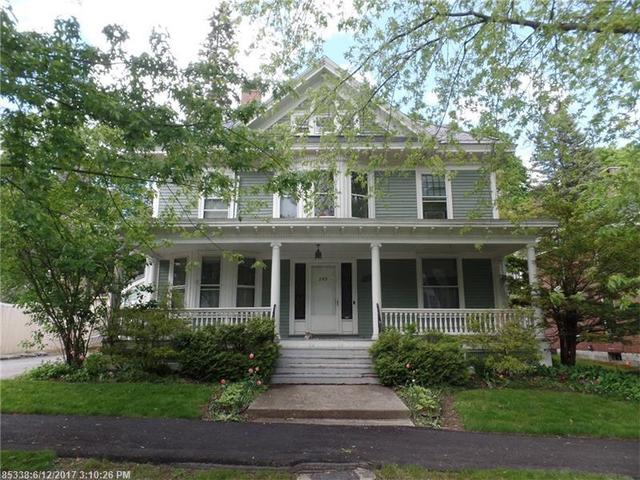26 Lynn Ave