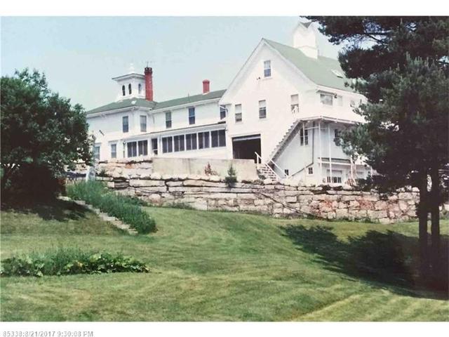 197 Center Dr