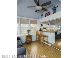 103 Middle Rd