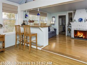 103 Middle Rd