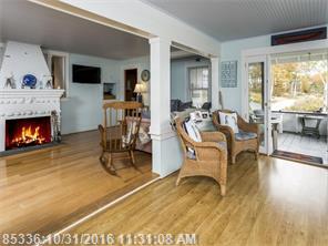 103 Middle Rd