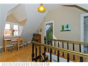 23 High St