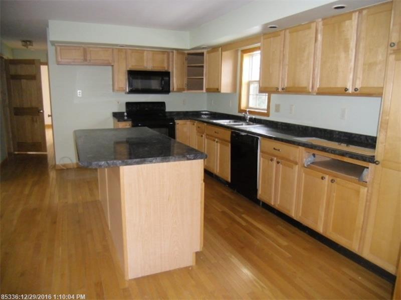 213 Canaan Rd