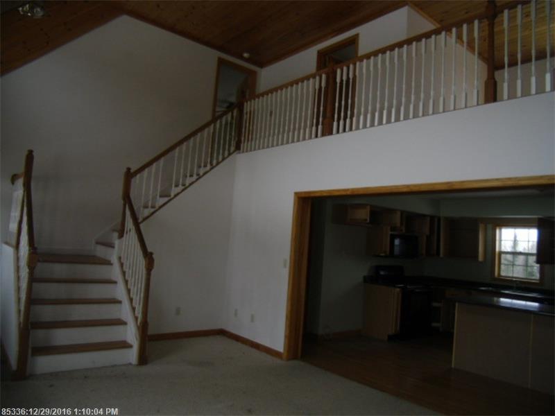 213 Canaan Rd