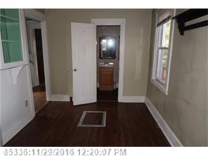 27 Alder St