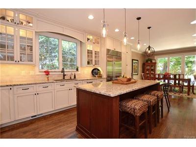 For Sale: 634 Vinewood Birmingham, MI 48009