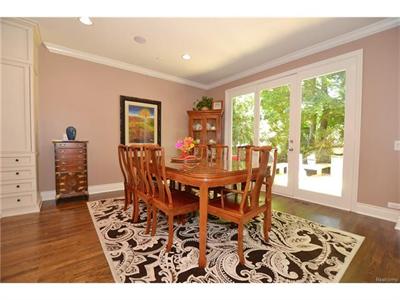 For Sale: 634 Vinewood Birmingham, MI 48009
