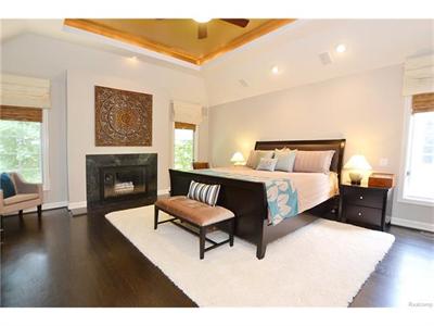 For Sale: 634 Vinewood Birmingham, MI 48009