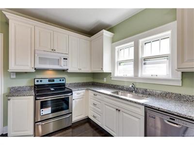 For Sale: 860 Knox Birmingham, MI 48009