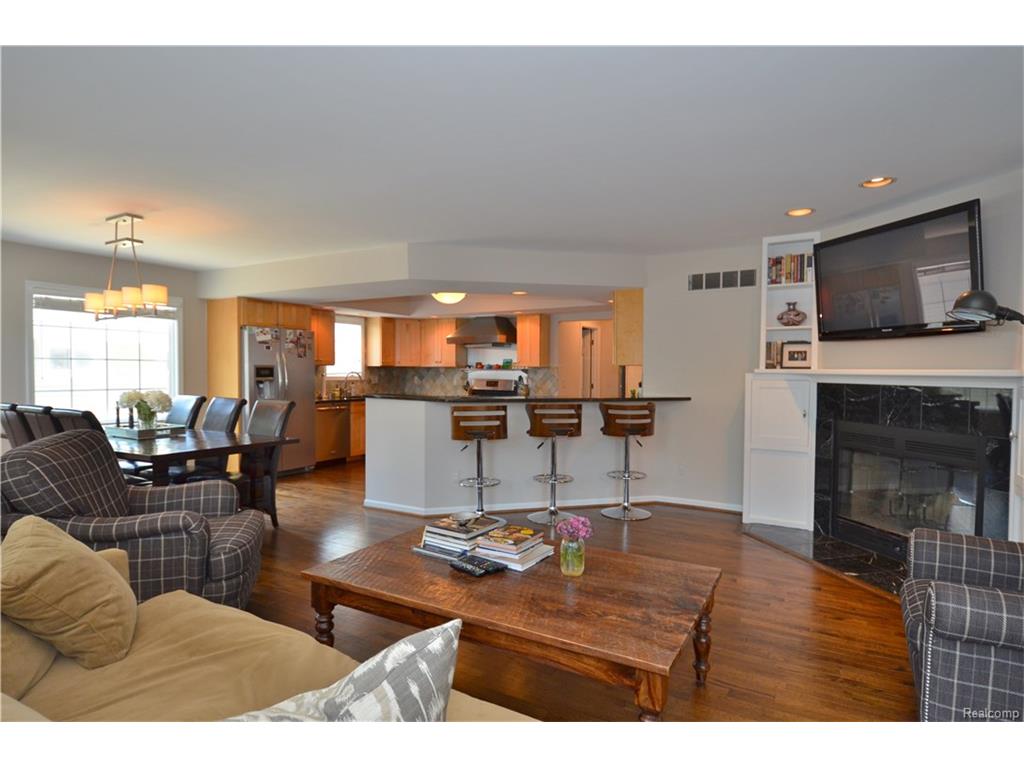 846 Humphrey Ave