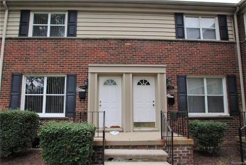 285 Nakota St