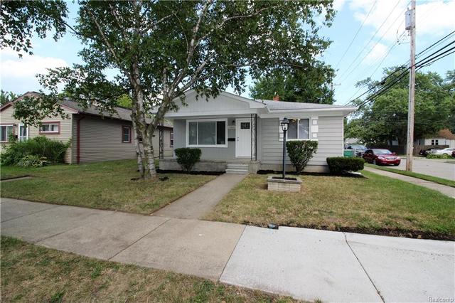 15293 Couzens