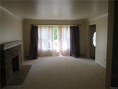 For Sale: 15359 Stricker Eastpointe, MI 48021