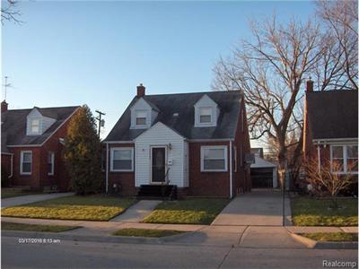For Sale: 15548 Veronica Eastpointe, MI 48021