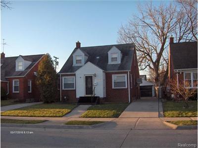 For Sale: 15548 Veronica Eastpointe, MI 48021
