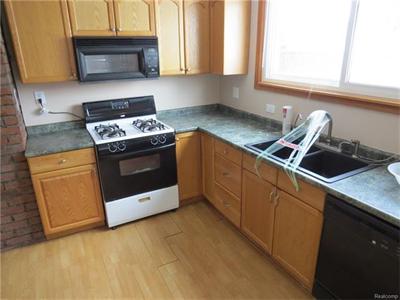For Sale: 24266 Flower Eastpointe, MI 48021