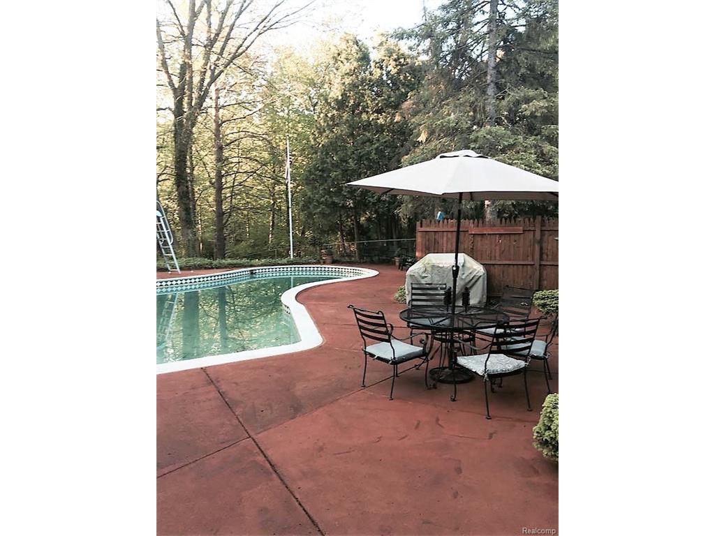 31310 Foxboro Way