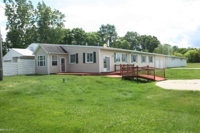 3865 Fargo Rd